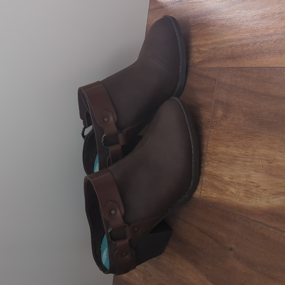 Blowfish brown boots/clogs